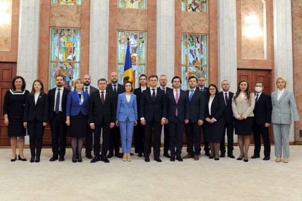Coincidență? În Guvernul Recean sunt trei miniștri originari din același sat